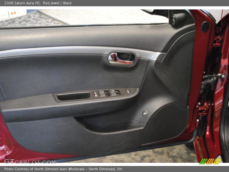 Red Jewel / Black 2008 Saturn Aura XR
