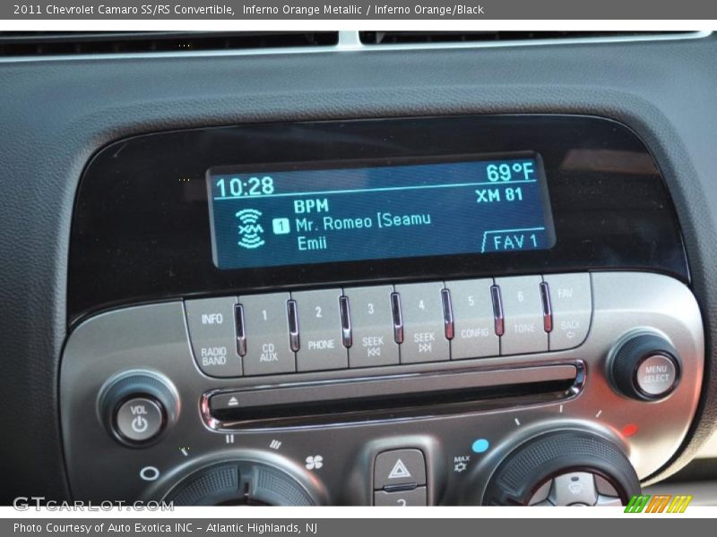 Controls of 2011 Camaro SS/RS Convertible