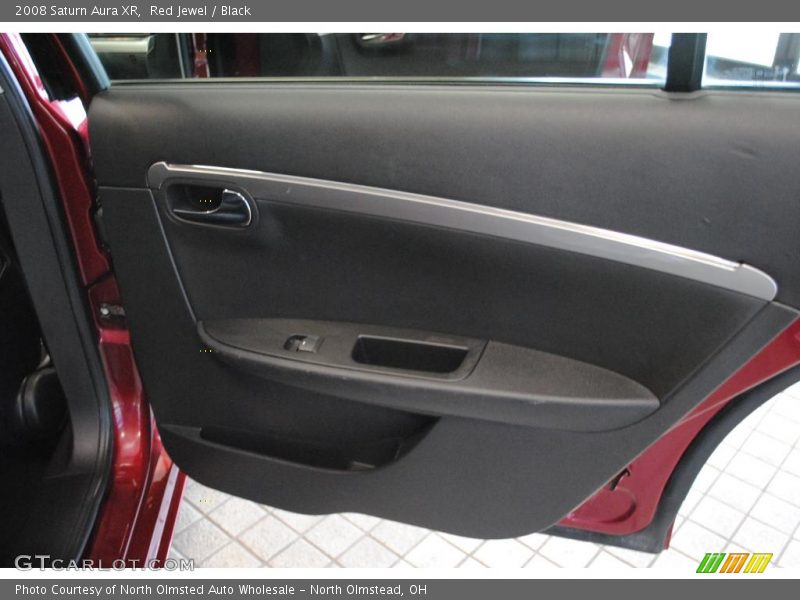 Red Jewel / Black 2008 Saturn Aura XR