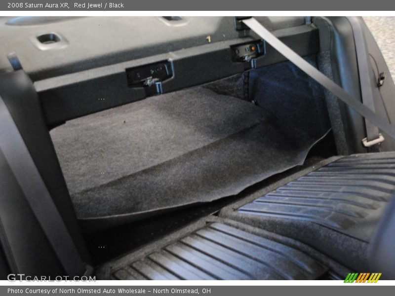 Red Jewel / Black 2008 Saturn Aura XR
