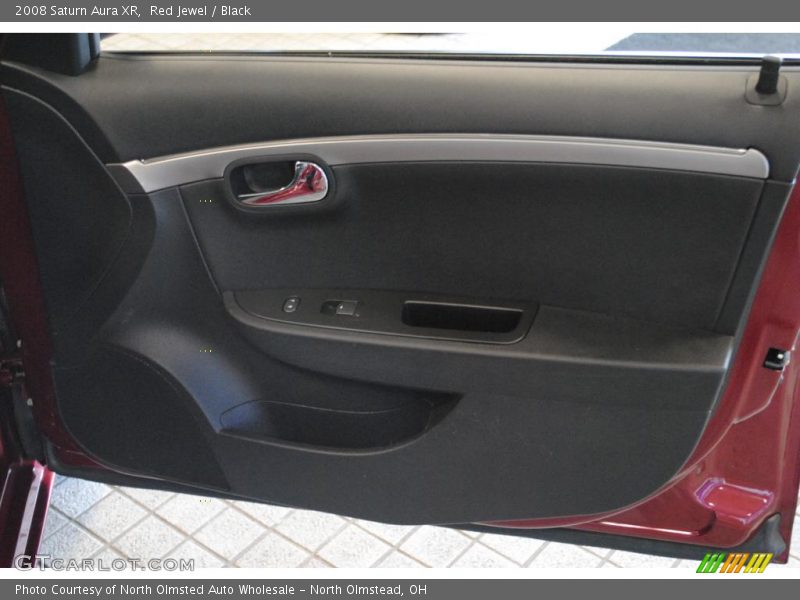 Red Jewel / Black 2008 Saturn Aura XR