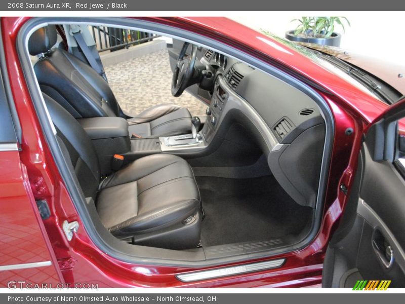 Red Jewel / Black 2008 Saturn Aura XR