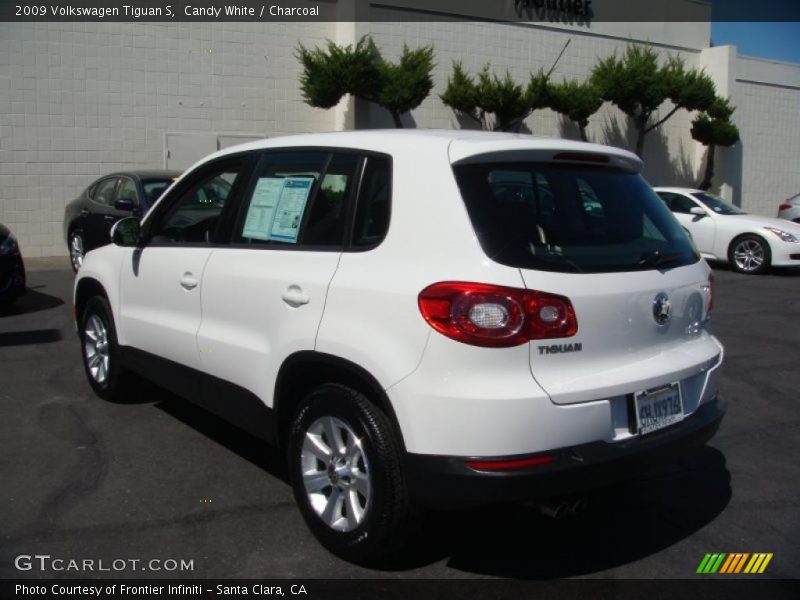 Candy White / Charcoal 2009 Volkswagen Tiguan S