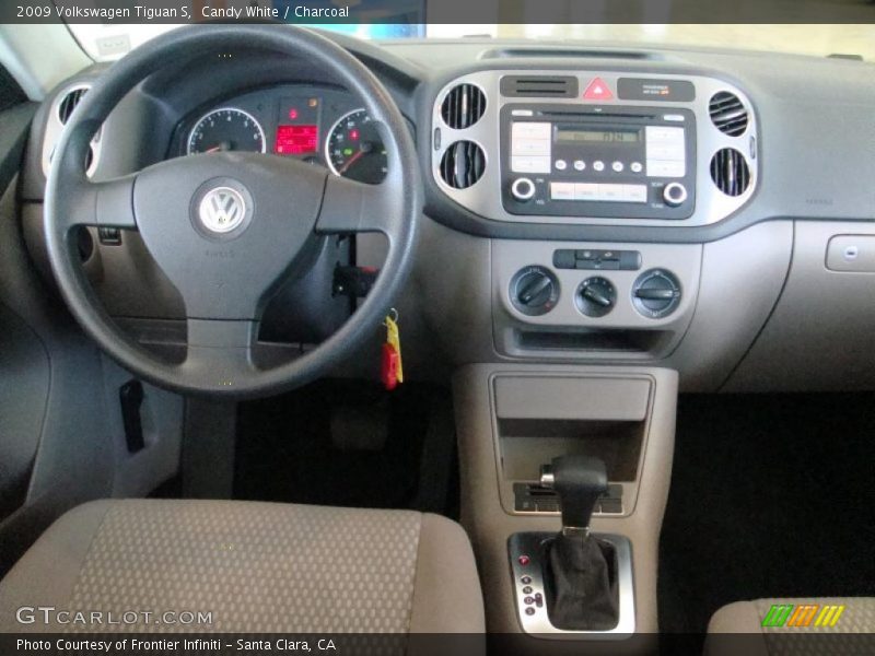 Candy White / Charcoal 2009 Volkswagen Tiguan S