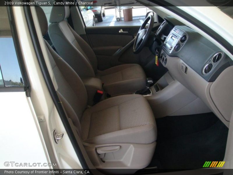Candy White / Charcoal 2009 Volkswagen Tiguan S