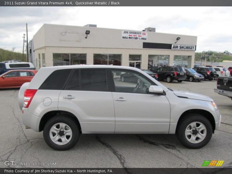 Quicksilver Metallic / Black 2011 Suzuki Grand Vitara Premium 4x4