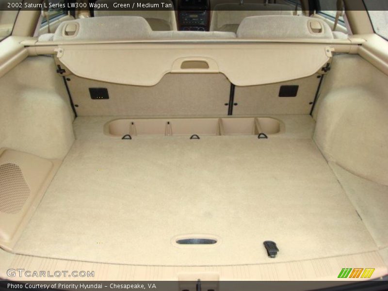  2002 L Series LW300 Wagon Trunk