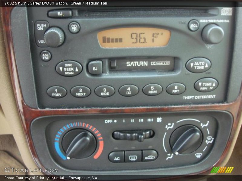 Controls of 2002 L Series LW300 Wagon