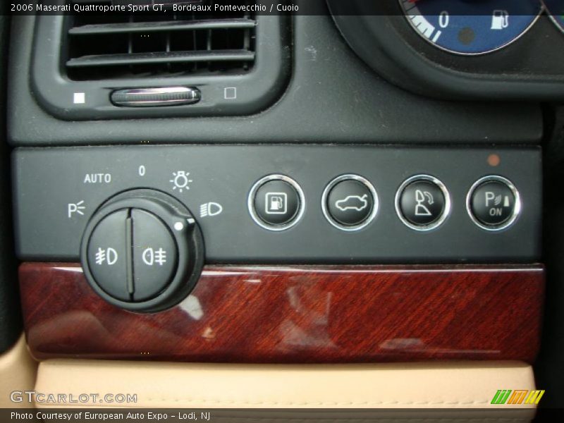 Controls of 2006 Quattroporte Sport GT