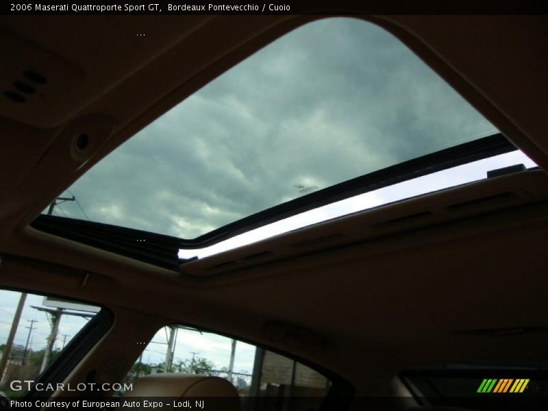 Sunroof of 2006 Quattroporte Sport GT