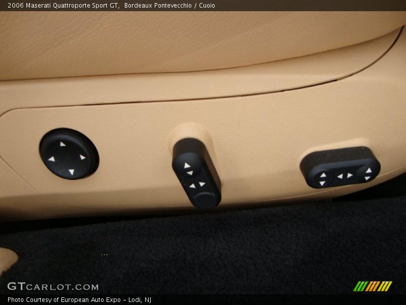 Bordeaux Pontevecchio / Cuoio 2006 Maserati Quattroporte Sport GT