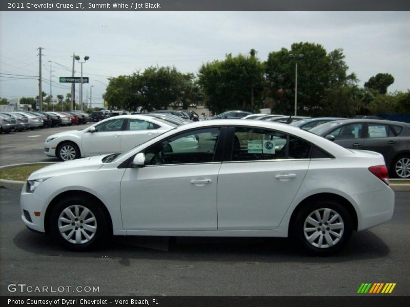 Summit White / Jet Black 2011 Chevrolet Cruze LT
