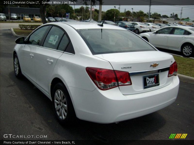 Summit White / Jet Black 2011 Chevrolet Cruze LT
