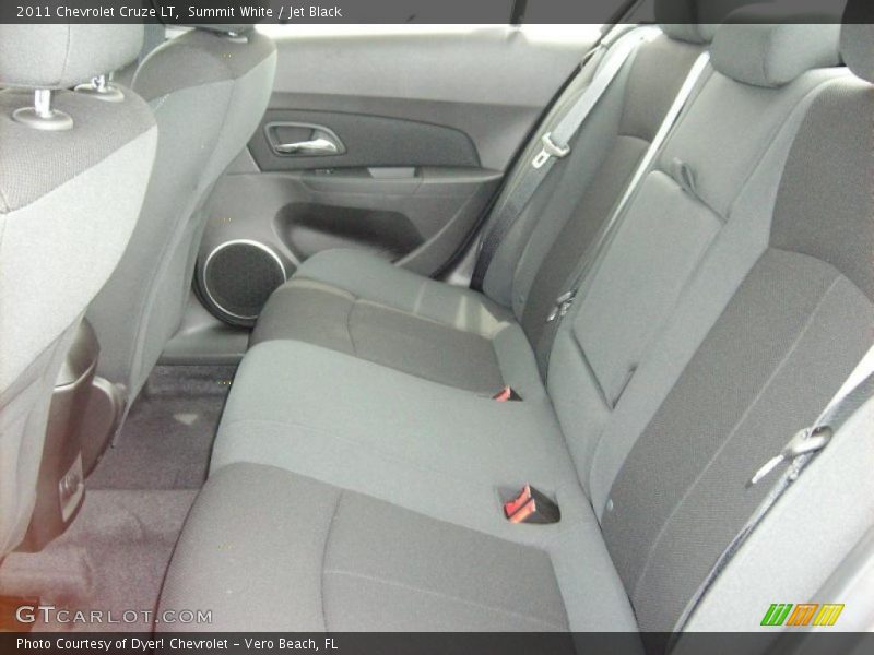 Summit White / Jet Black 2011 Chevrolet Cruze LT