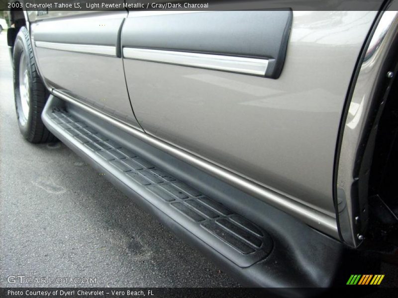 Light Pewter Metallic / Gray/Dark Charcoal 2003 Chevrolet Tahoe LS