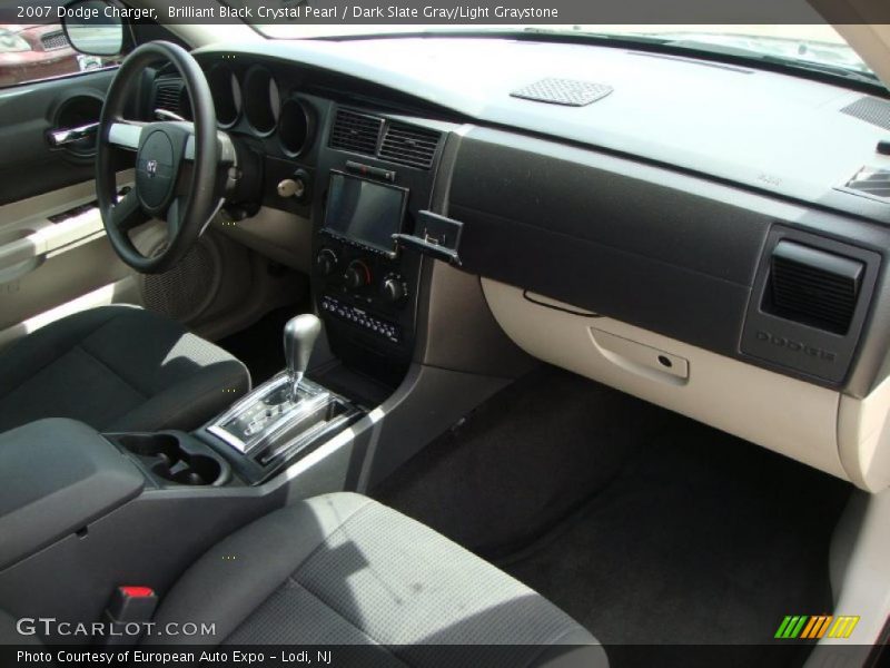 Brilliant Black Crystal Pearl / Dark Slate Gray/Light Graystone 2007 Dodge Charger