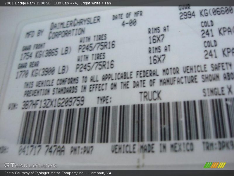 Bright White / Tan 2001 Dodge Ram 1500 SLT Club Cab 4x4
