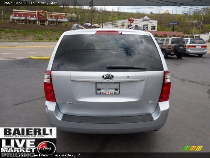Silver / Gray 2007 Kia Sedona LX