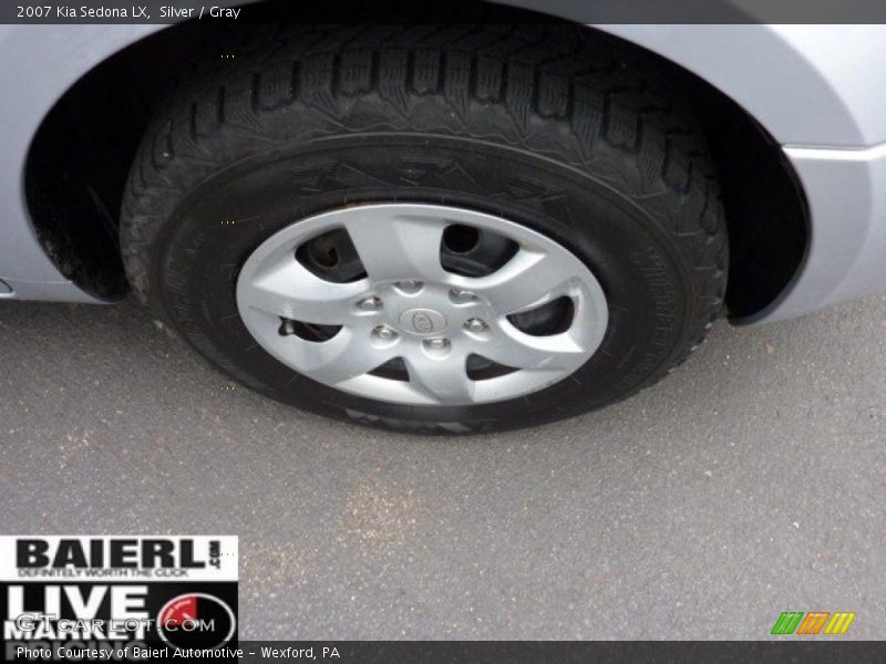 Silver / Gray 2007 Kia Sedona LX