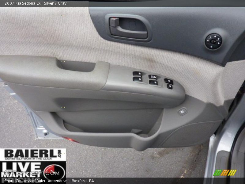 Silver / Gray 2007 Kia Sedona LX