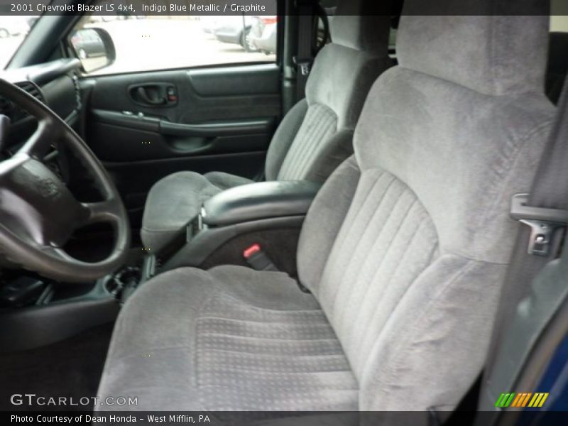  2001 Blazer LS 4x4 Graphite Interior
