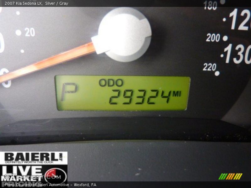 Silver / Gray 2007 Kia Sedona LX