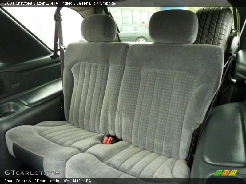  2001 Blazer LS 4x4 Graphite Interior