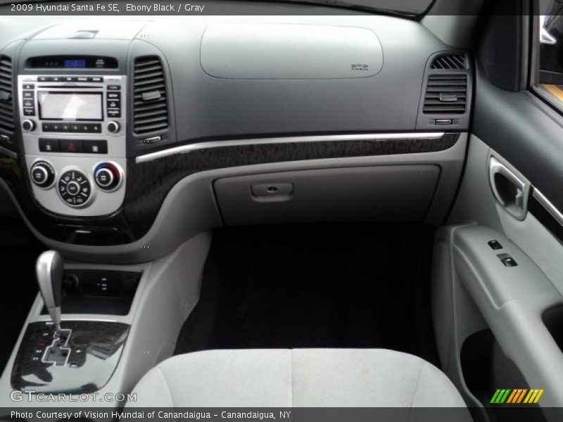 Ebony Black / Gray 2009 Hyundai Santa Fe SE