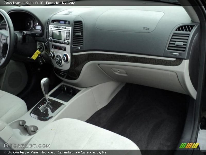 Ebony Black / Gray 2009 Hyundai Santa Fe SE