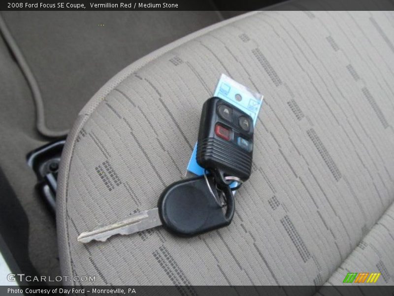 Vermillion Red / Medium Stone 2008 Ford Focus SE Coupe