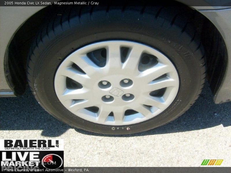 Magnesium Metallic / Gray 2005 Honda Civic LX Sedan