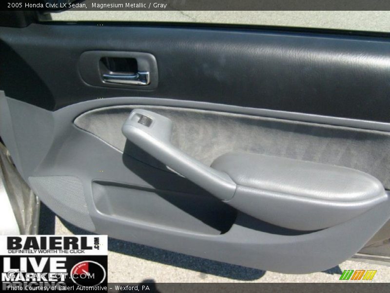 Magnesium Metallic / Gray 2005 Honda Civic LX Sedan