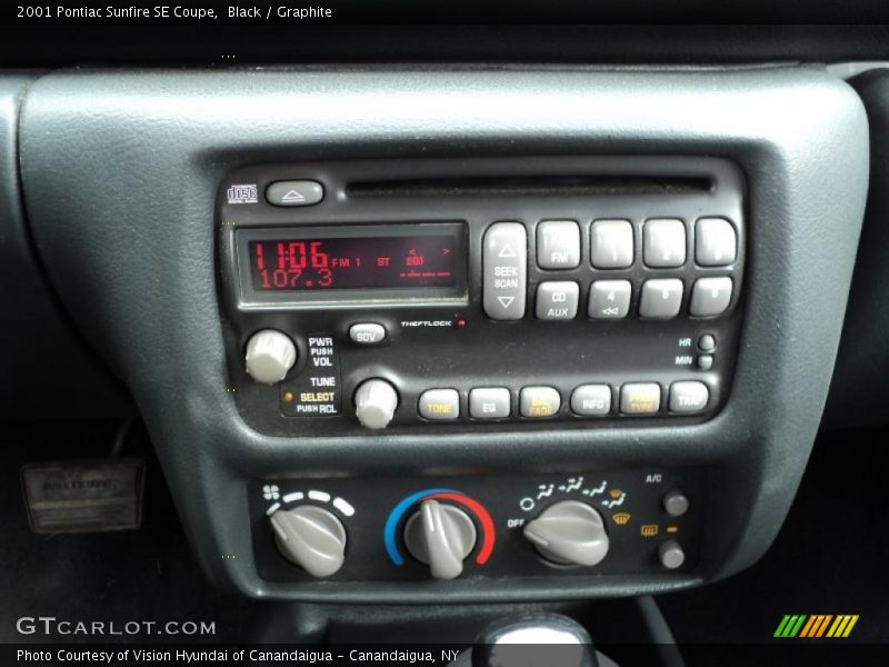 Controls of 2001 Sunfire SE Coupe