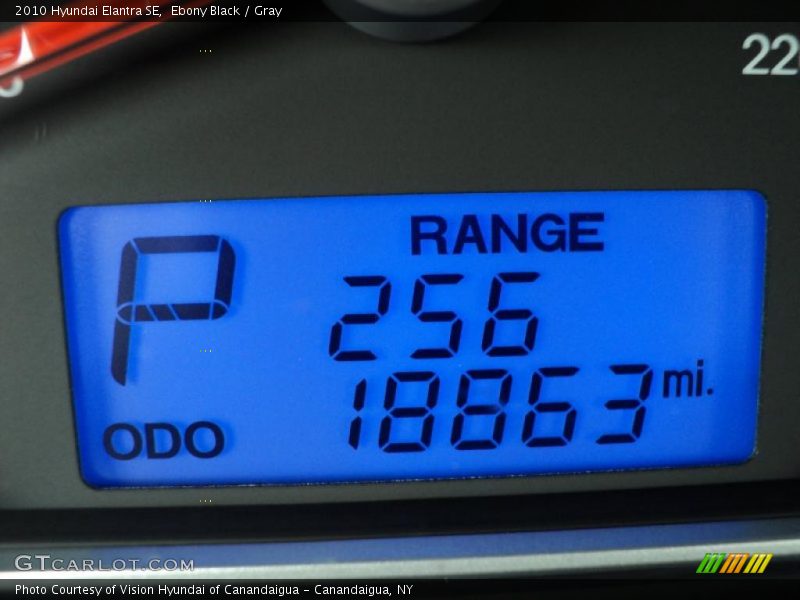 Ebony Black / Gray 2010 Hyundai Elantra SE