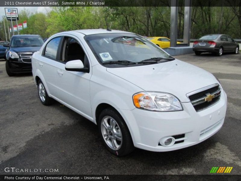 Front 3/4 View of 2011 Aveo LT Sedan