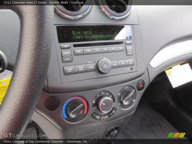 Controls of 2011 Aveo LT Sedan