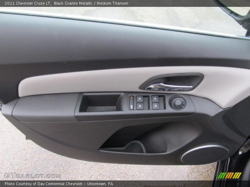 Black Granite Metallic / Medium Titanium 2011 Chevrolet Cruze LT