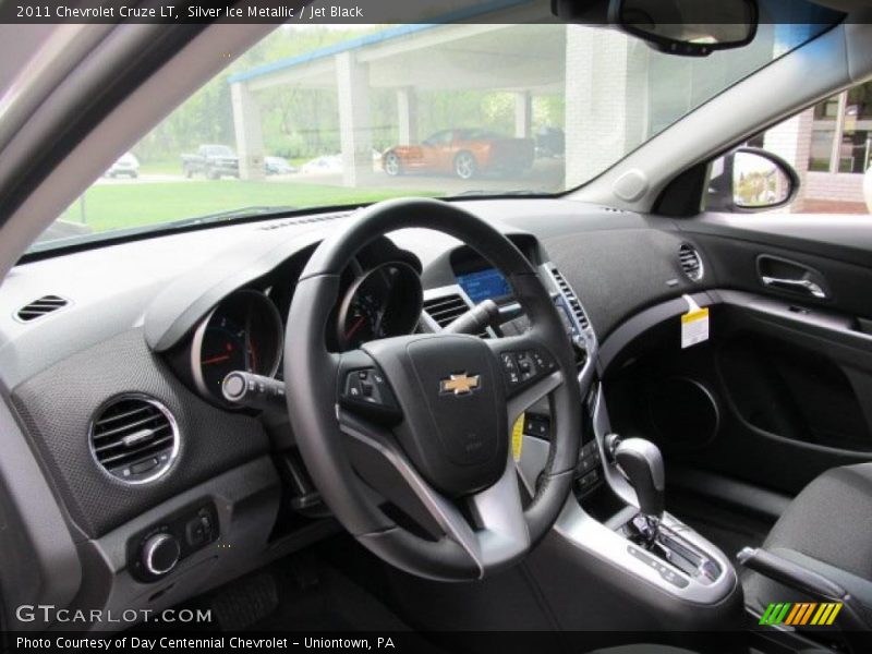 Silver Ice Metallic / Jet Black 2011 Chevrolet Cruze LT