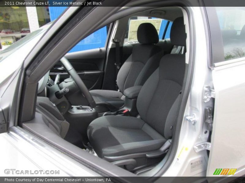 Silver Ice Metallic / Jet Black 2011 Chevrolet Cruze LT