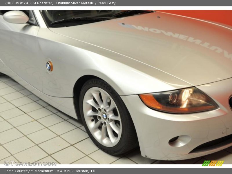 Titanium Silver Metallic / Pearl Grey 2003 BMW Z4 2.5i Roadster