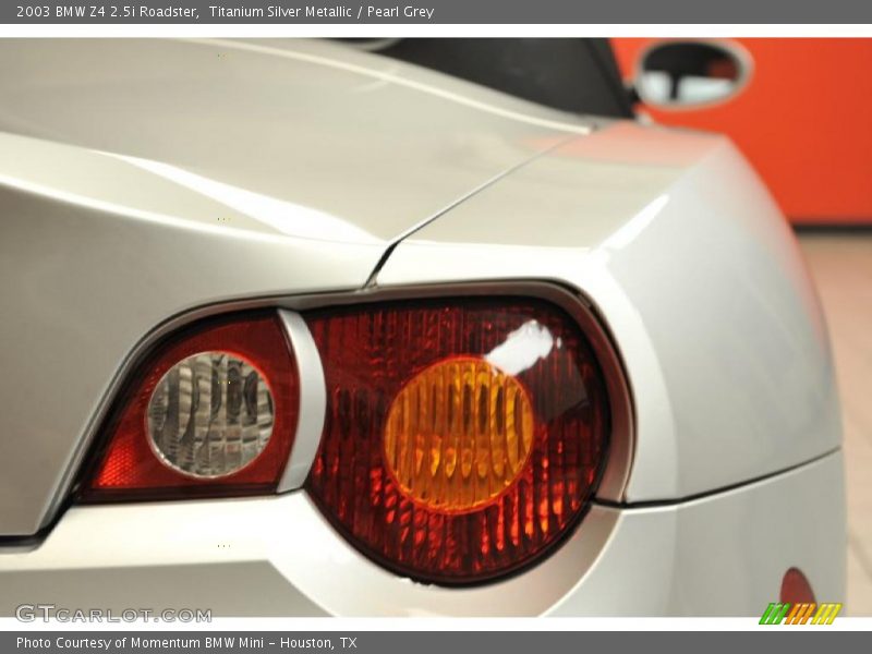 Titanium Silver Metallic / Pearl Grey 2003 BMW Z4 2.5i Roadster