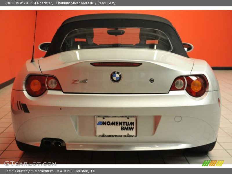 Titanium Silver Metallic / Pearl Grey 2003 BMW Z4 2.5i Roadster