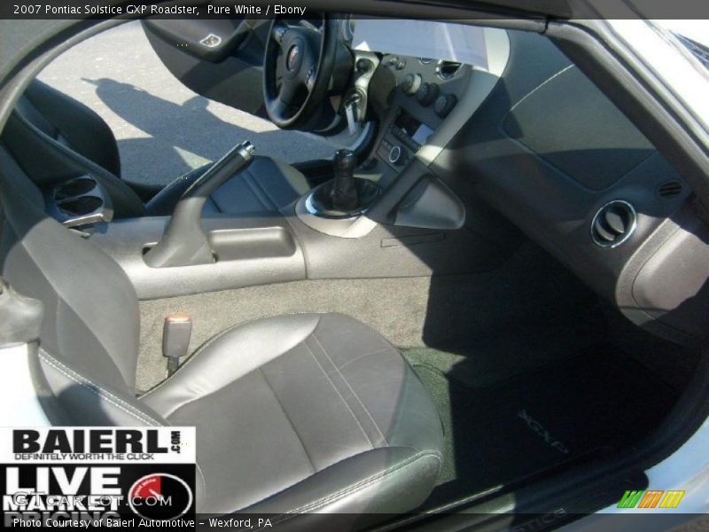 Pure White / Ebony 2007 Pontiac Solstice GXP Roadster