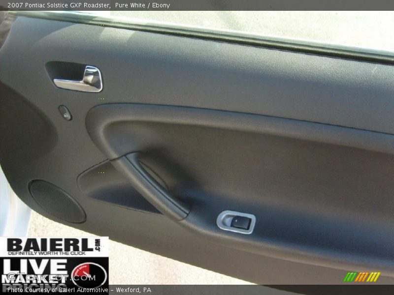 Pure White / Ebony 2007 Pontiac Solstice GXP Roadster