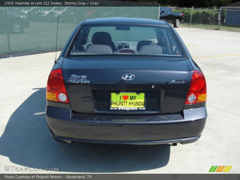 Stormy Gray / Gray 2005 Hyundai Accent GLS Sedan