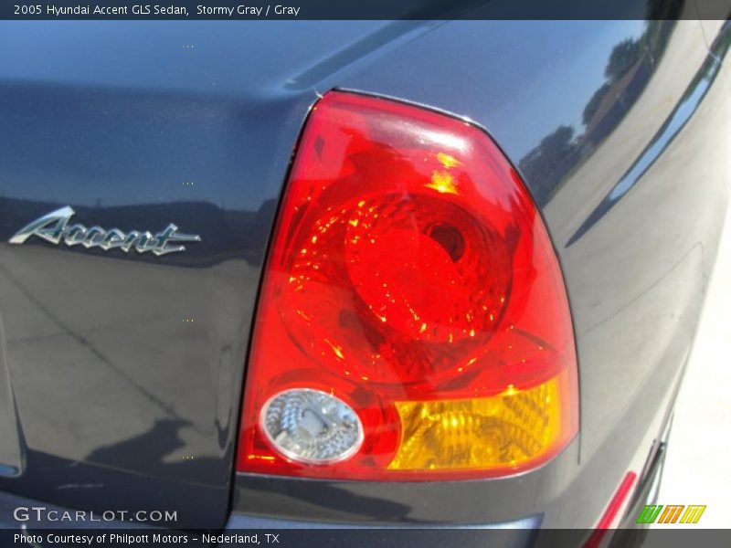 Stormy Gray / Gray 2005 Hyundai Accent GLS Sedan