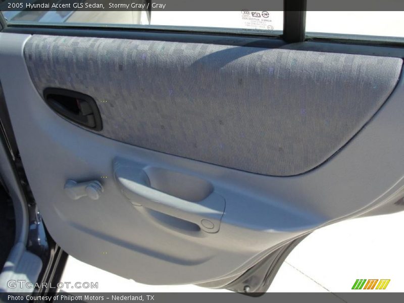 Stormy Gray / Gray 2005 Hyundai Accent GLS Sedan