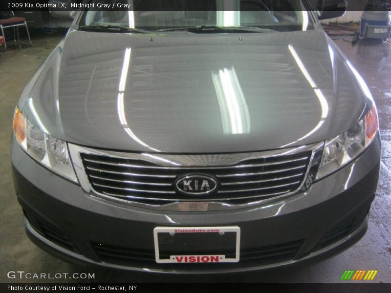 Midnight Gray / Gray 2009 Kia Optima LX