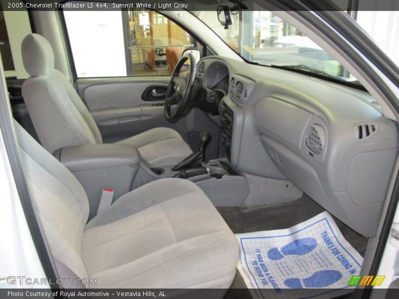 Summit White / Light Gray 2005 Chevrolet TrailBlazer LS 4x4