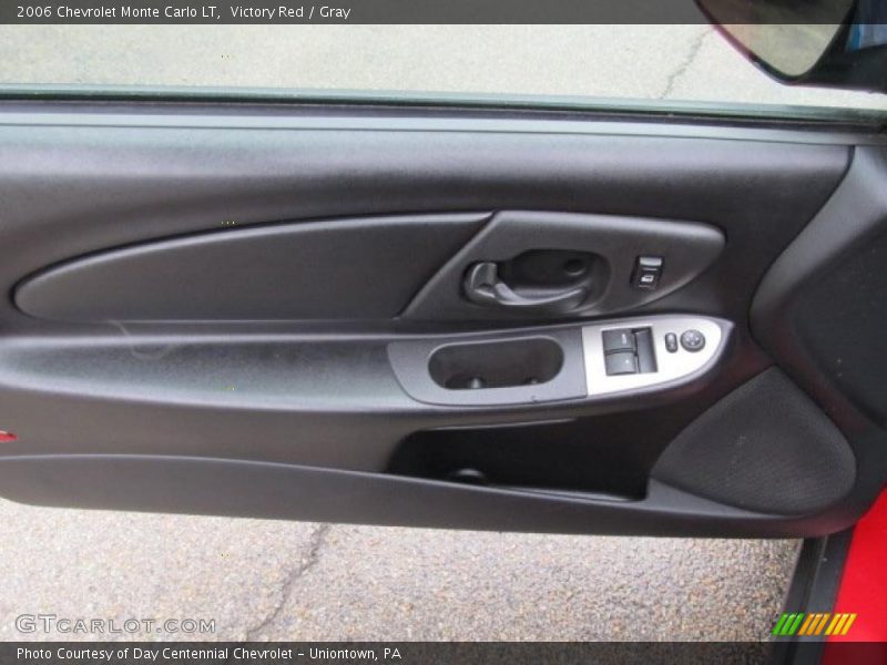Victory Red / Gray 2006 Chevrolet Monte Carlo LT